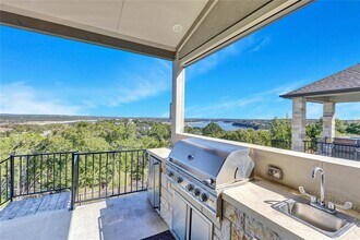 2406 Sunset Vista Cir in Spicewood, TX - Building Photo - Building Photo