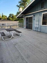 2447-2445 Cottage Dr in Auburn, CA - Building Photo - Building Photo
