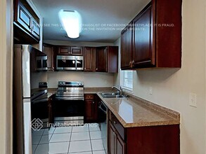 6005 Murray Hill Dr in Tampa, FL - Foto de edificio - Building Photo