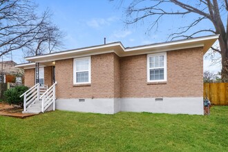 2184 Cassie Ave in Memphis, TN - Foto de edificio - Building Photo
