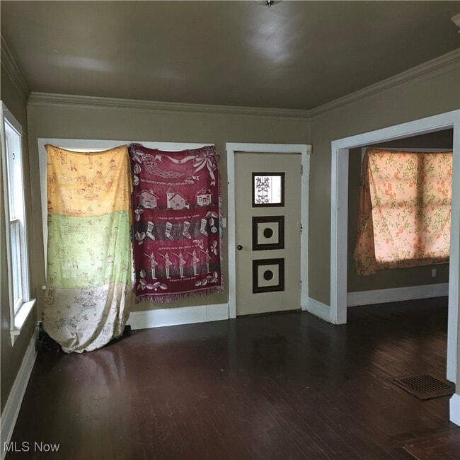 1534 E 133rd St in East Cleveland, OH - Building Photo - Building Photo