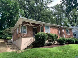 716 McIntire Rd in Charlottesville, VA - Building Photo