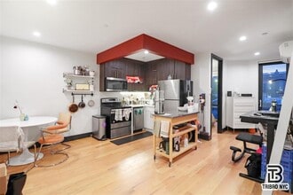 169 Hull St in Brooklyn, NY - Building Photo - Building Photo