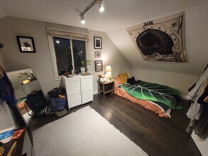 1810 W Melrose St, Unit # 03 in Chicago, IL - Building Photo - Building Photo