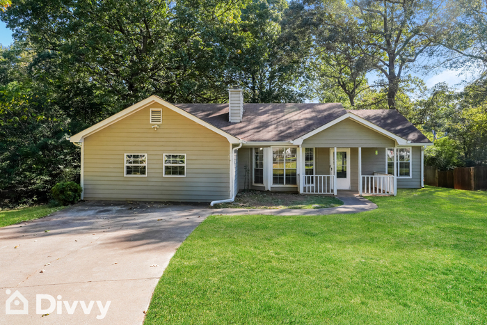 90 Lazy Hollow Ln in Covington, GA - Foto de edificio