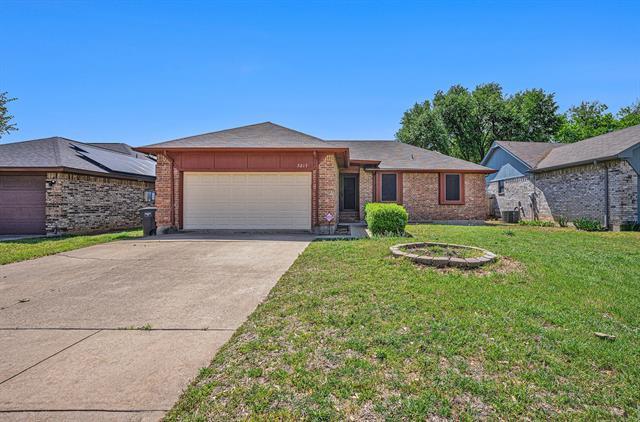 3817 Ashley Ln in Fort Worth, TX - Building Photo