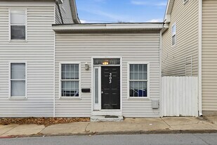 303 N Mulberry St in Hagerstown, MD - Building Photo