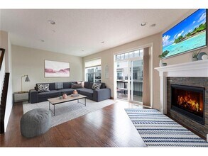 8277 Norwood Ln N in Maple Grove, MN - Building Photo - Building Photo