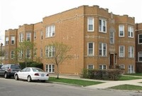 5101 W Roscoe St in Chicago, IL - Building Photo - Building Photo