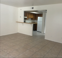 700 W University Dr, Unit 141 in Tempe, AZ - Building Photo - Building Photo