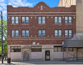 1665 E 79th St in Chicago, IL - Building Photo - Building Photo