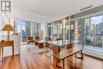 428-1428 Beach Crescent in Vancouver, BC - Building Photo - Building Photo