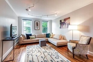 23 Englewood Ave, Unit #1 in Brookline, MA - Building Photo