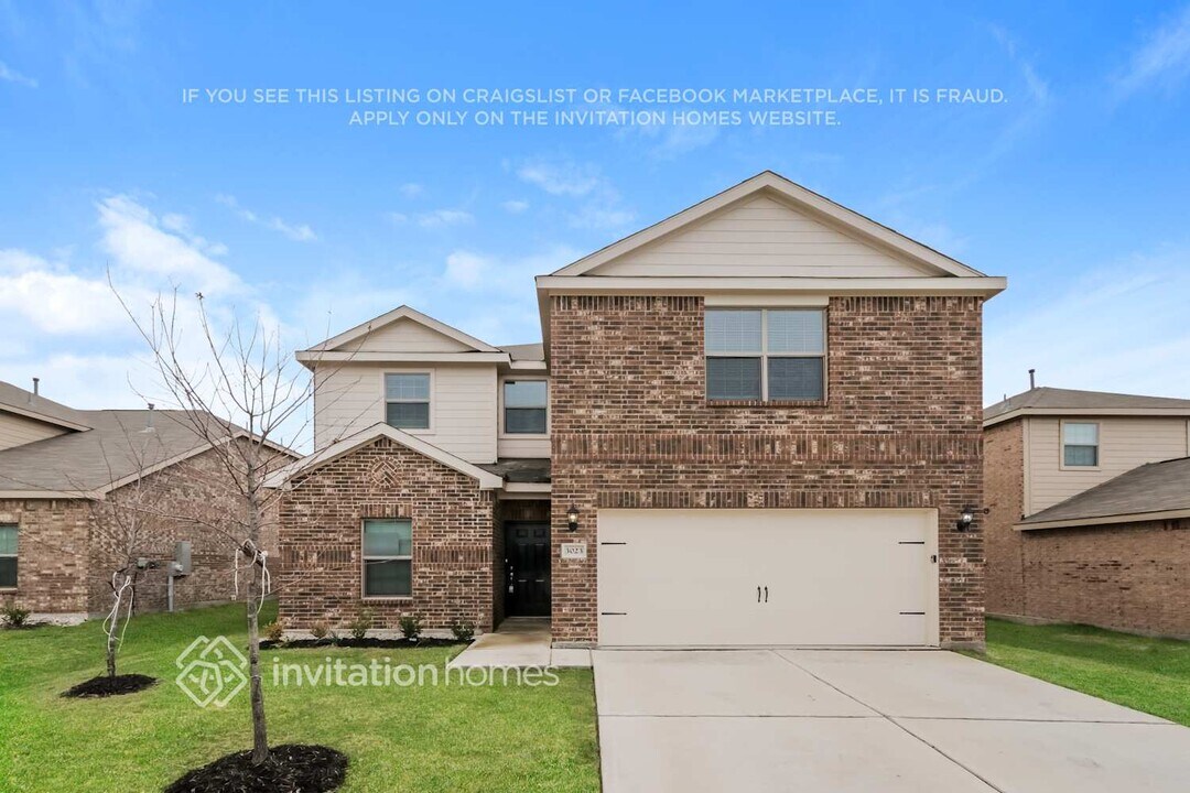 3023 Chico Dr in Forney, TX - Building Photo