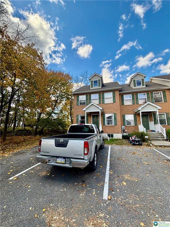 138 Chestnut St in Roseto, PA - Foto de edificio - Building Photo