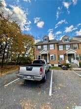 138 Chestnut St in Roseto, PA - Building Photo - Building Photo