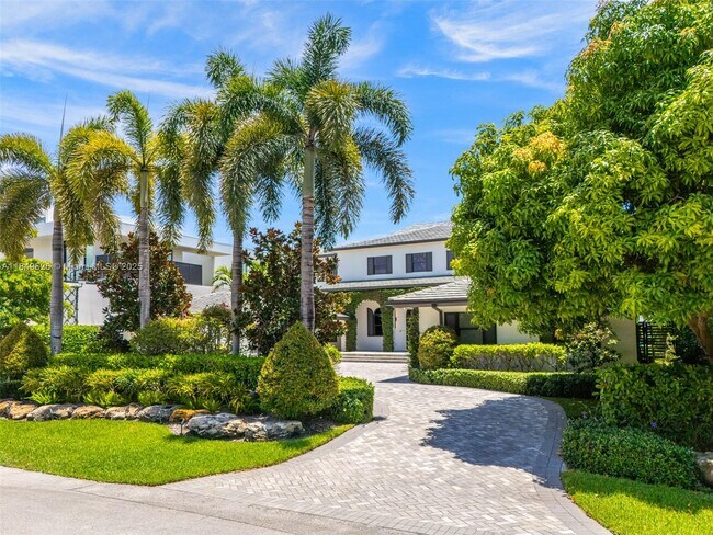 property at 632 Intracoastal Dr