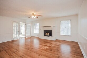 80 Sandy Dr in Stockbridge, GA - Building Photo - Building Photo