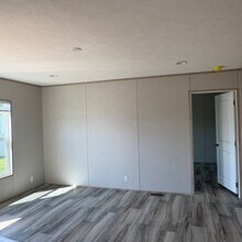 2319 Greensburg Rd in Campbellsville, KY - Building Photo - Building Photo