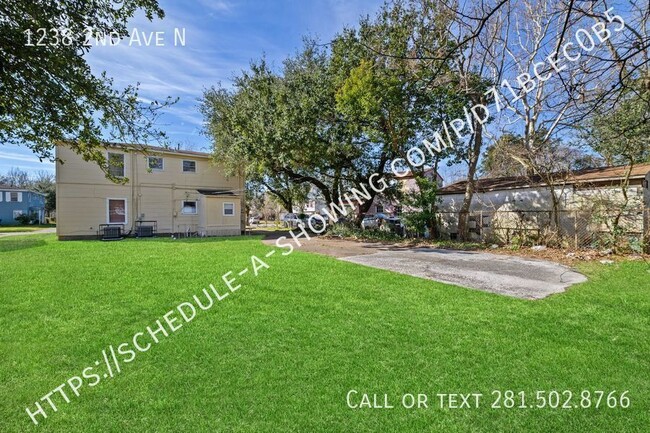 1238 2nd Ave N in Texas City, TX - Foto de edificio - Building Photo