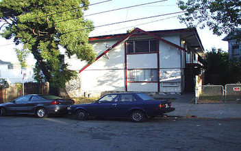 1931 12th Ave in Oakland, CA - Building Photo - Building Photo