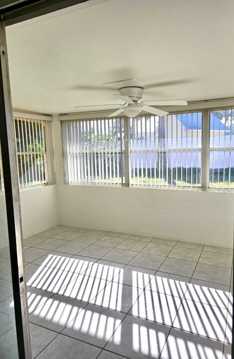 192 Ponce De Leon Dr in Ormond Beach, FL - Building Photo