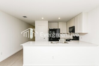 1661 Stellar Sea Ln in Fort Worth, TX - Building Photo - Building Photo