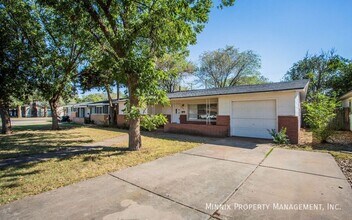 3203 36th St in Lubbock, TX - Building Photo - Building Photo