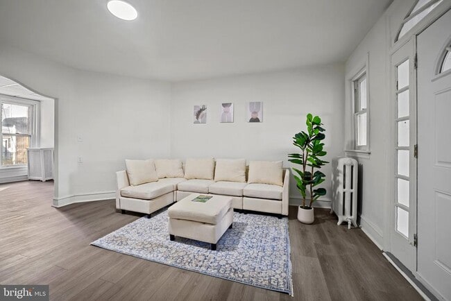 312 E Eleanor St in Philadelphia, PA - Building Photo - Building Photo