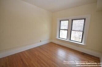 1493 Beacon St, Unit 32 in Brookline, MA - Building Photo - Building Photo