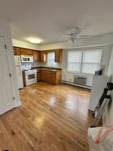 7121 W 110th St in Worth, IL - Building Photo - Building Photo