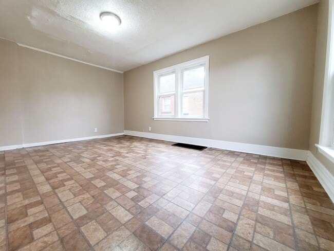 625 Martin Luther King Dr in Gary, IN - Building Photo - Building Photo