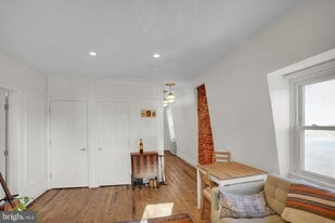 1201 Penn Ave in Wyomissing, PA - Building Photo