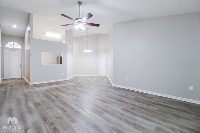 7629 Tamarind Ave in Tampa, FL - Building Photo - Building Photo