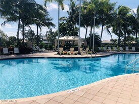 6525 Monterey Point in Naples, FL - Building Photo