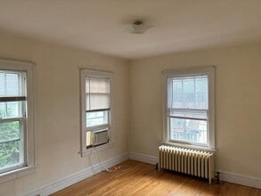 46 Ferris Pl in Ossining, NY - Building Photo - Building Photo