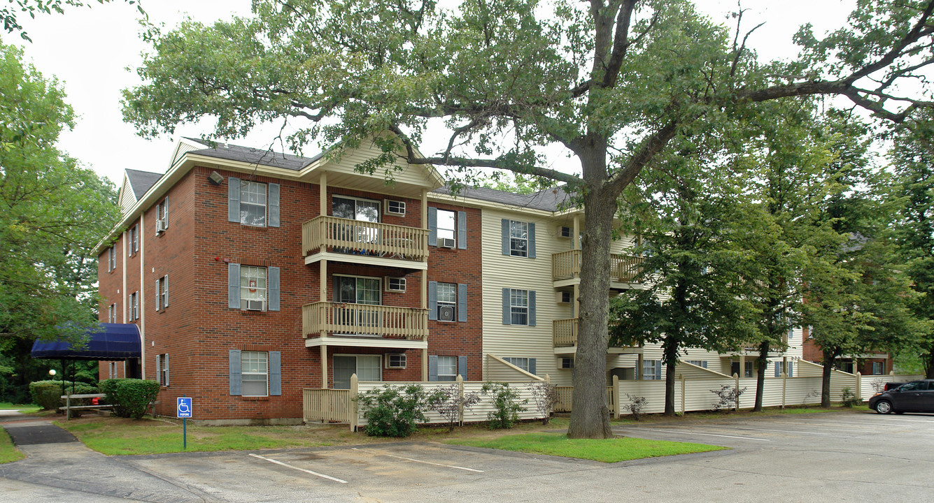 Prescott Place in Concord, NH - Building Photo