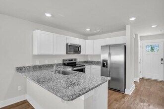 121 S Grassland Rd in Surf City, NC - Building Photo - Building Photo