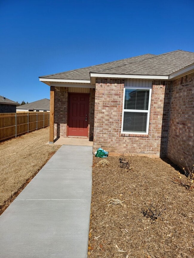 1357 Dustin Dr