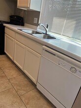 1910 Whiteoak Dr in Garland, TX - Building Photo - Building Photo