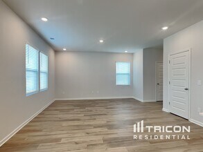1044 Baltusrol Ln in Lebanon, TN - Building Photo - Building Photo