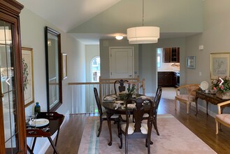 35 Steven Cir, Unit The Davenport in Dix Hills, NY - Building Photo - Building Photo