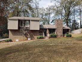401 Wildwood Dr in Enterprise, AL - Building Photo