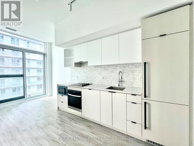property at 252-252 Church St