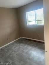 5214 25th St SW in Lehigh Acres, FL - Building Photo - Building Photo