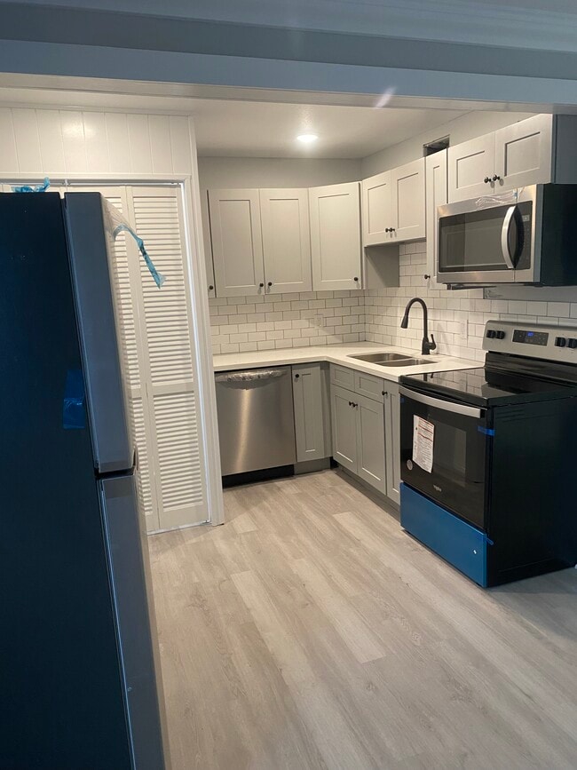1820 Metairie Rd, Unit 2