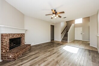 4529 Vista Meadows Dr in Fort Worth, TX - Building Photo - Building Photo