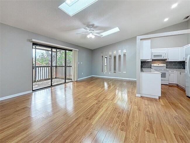 6350 92nd Pl N in Pinellas Park, FL - Building Photo - Building Photo