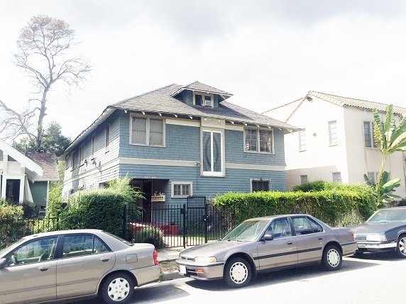 318 N Avenue 52 in Highland Park, CA - Foto de edificio