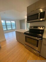 40 Malvern St, Unit 108 in Boston, MA - Building Photo